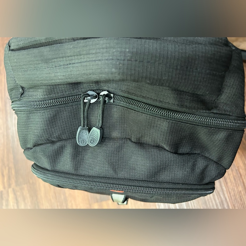 Swiss Gear Backpack Travel‎ Leisure Laptop Bag Padded Airflow Black Gorpcore - Picture 4 of 16